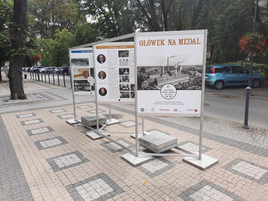 Ścianki ekspozycyjne zewnętrzne